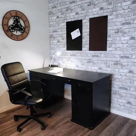 Apartment Valoisa Kaupunkikoti Hyvalla Tyoskentelytilalla Iisalmi